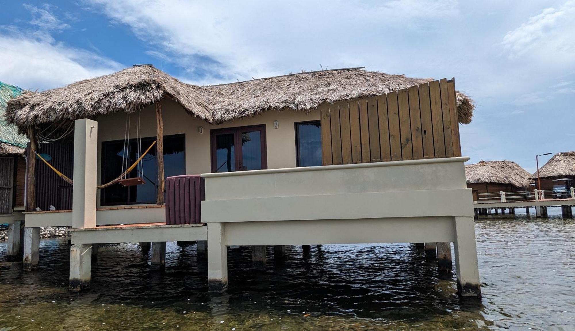 Lina Point Belize Overwater Resort سان بيدرو المظهر الخارجي الصورة